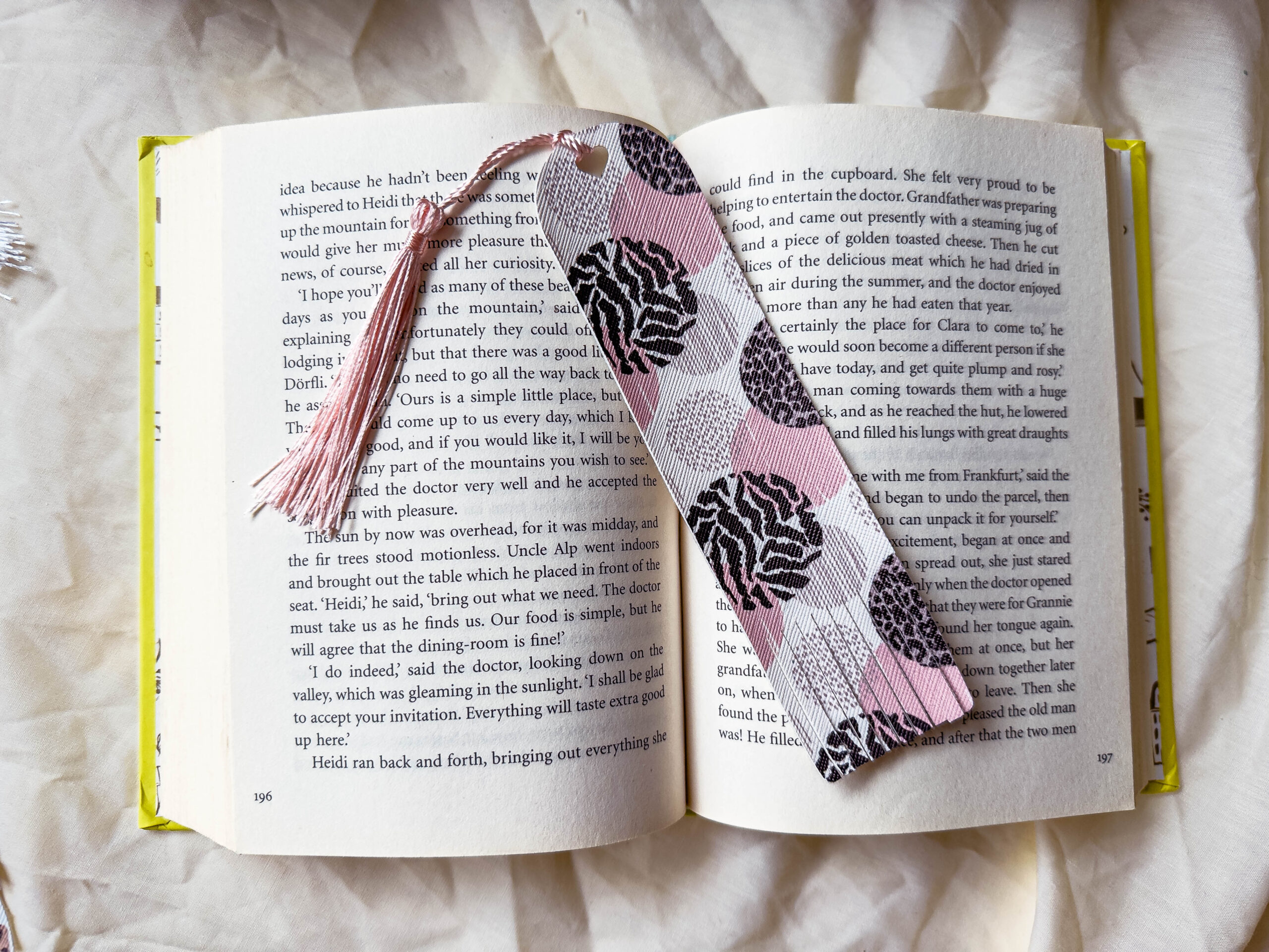 Heartloop Bookmark | Rounded Faux Leather Bookmark with Tassel